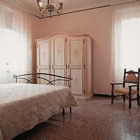 Casa Gina, 아파트 *