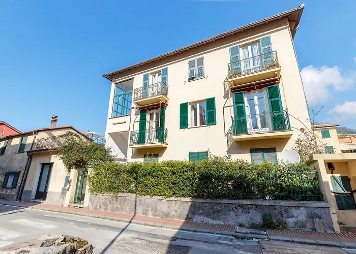 Casa Gina, *